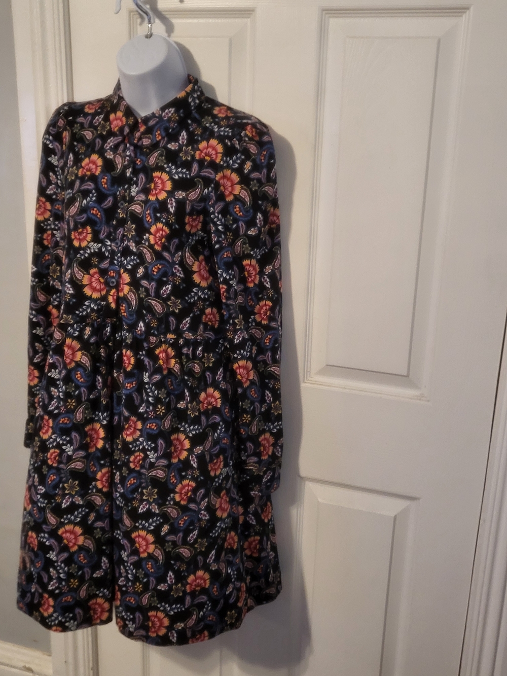 Boden Black Long-Sleeve Paisley Floral Shirt Dress - Picture 4 of 10